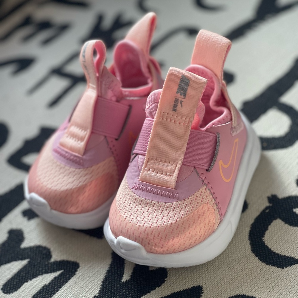 Nike Flex Plus Se Toddler Sneakers size 2c